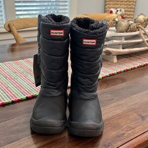 NWT - Hunter Intrepid Snow Boot - Kids (size UK 2 / US 3)